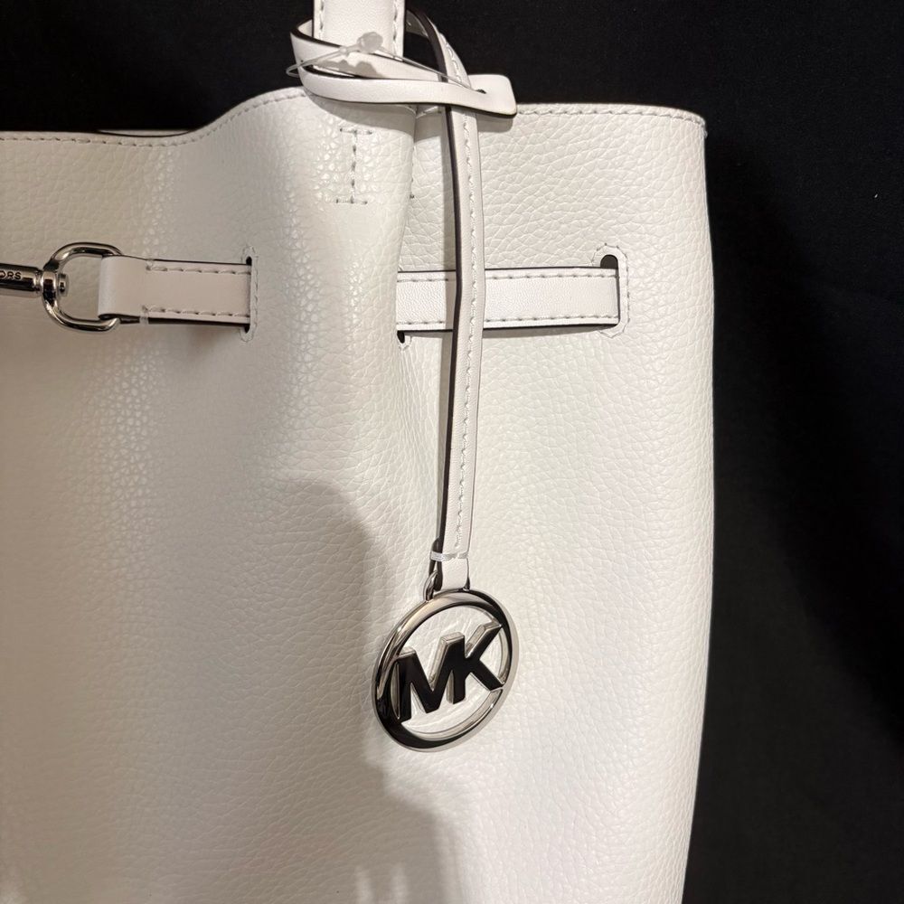 Michael Kors Carson Large NS Tote in Optic White NIB - Picture 10 of 11